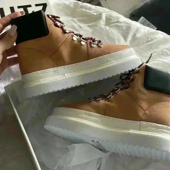 SCHUTZ - Marlua Waterproof Honey/Beige Platform Boots NewIn Box,With DustbagSz 6 - Picture 7 of 12